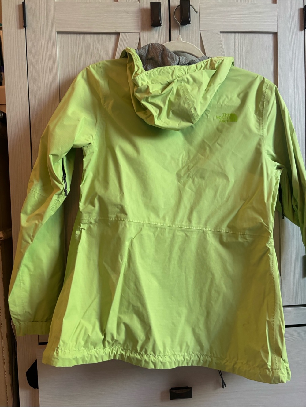 The North Face Lime Green Women's Hooded Jacket - Picture 11 of 14